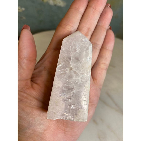 Pink amethyst tower point - Picture 5 of 10